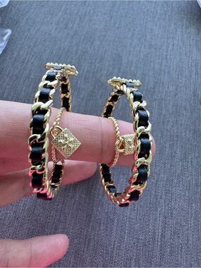 Luxury Gold and Black Chain-Link Hoop Earrings with CC Charms